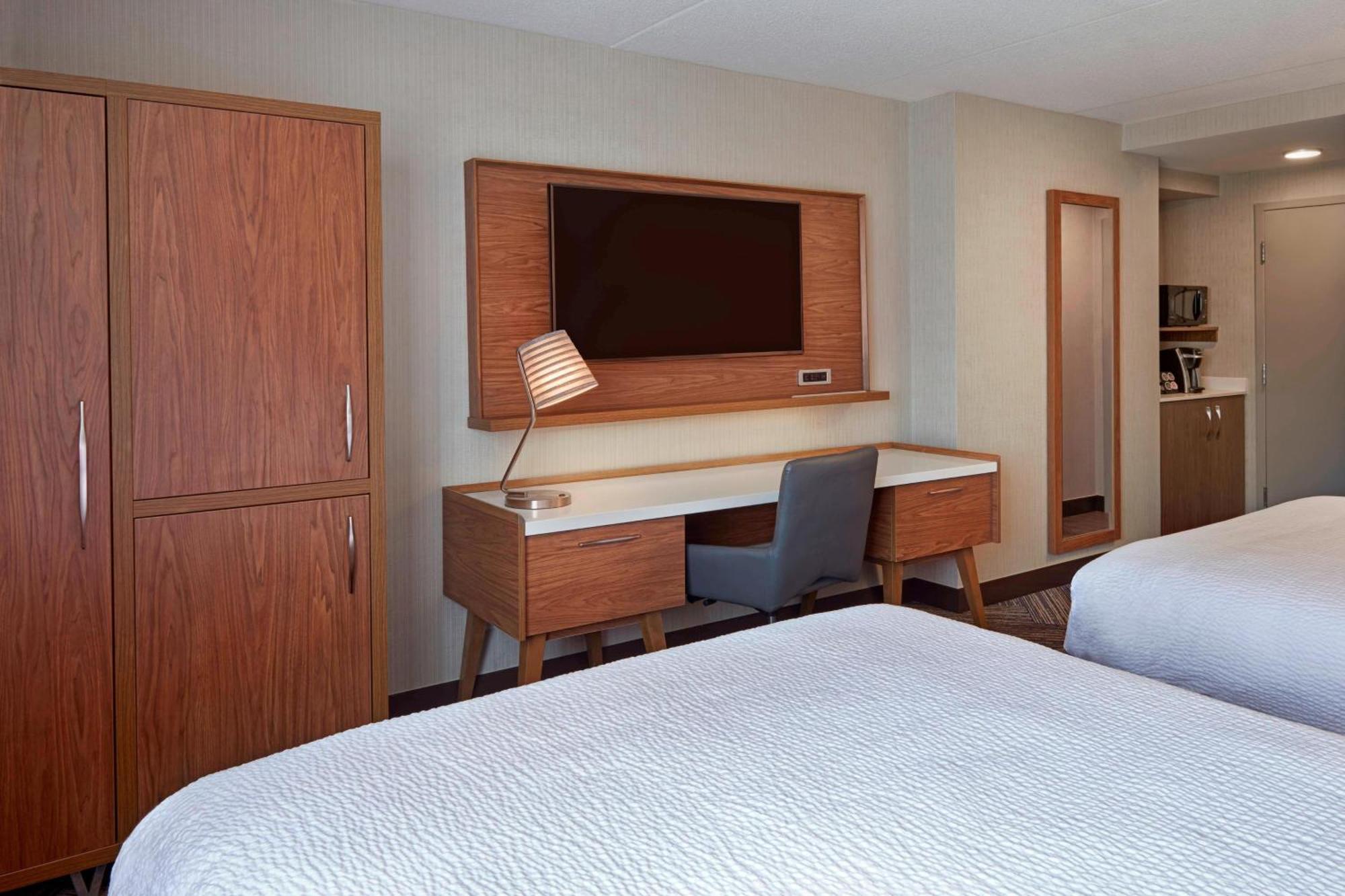 Four Points By Sheraton Hamilton - Stoney Creek Εξωτερικό φωτογραφία
